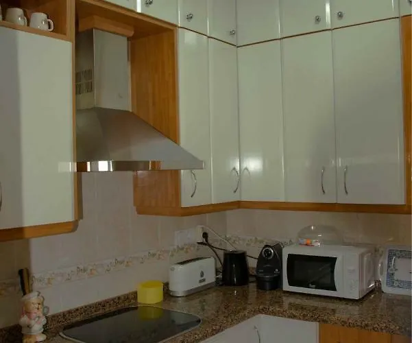 Casa Con Terraza Кампоамор