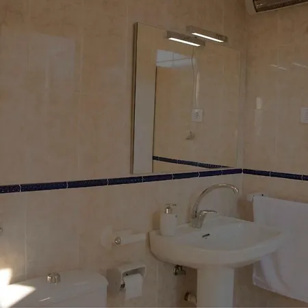 Casa Con Terraza Tatil Evi Campoamor