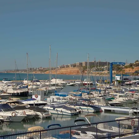 Casa Con Terraza Nyaraló Campoamor